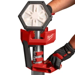 Milwaukee Staande Lamp M18 SAL2-0 2800Lm